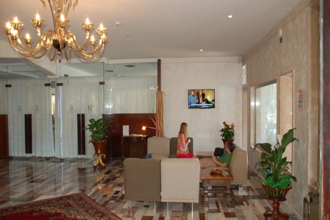 Fantinello Hotel 카오를레 외부 사진